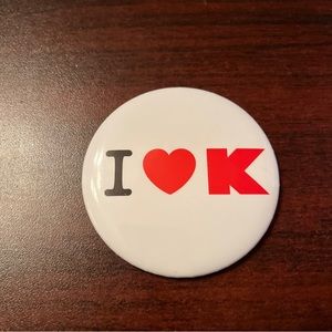 I Heart‎ K K-Mart Employee Button Pin 2000s
